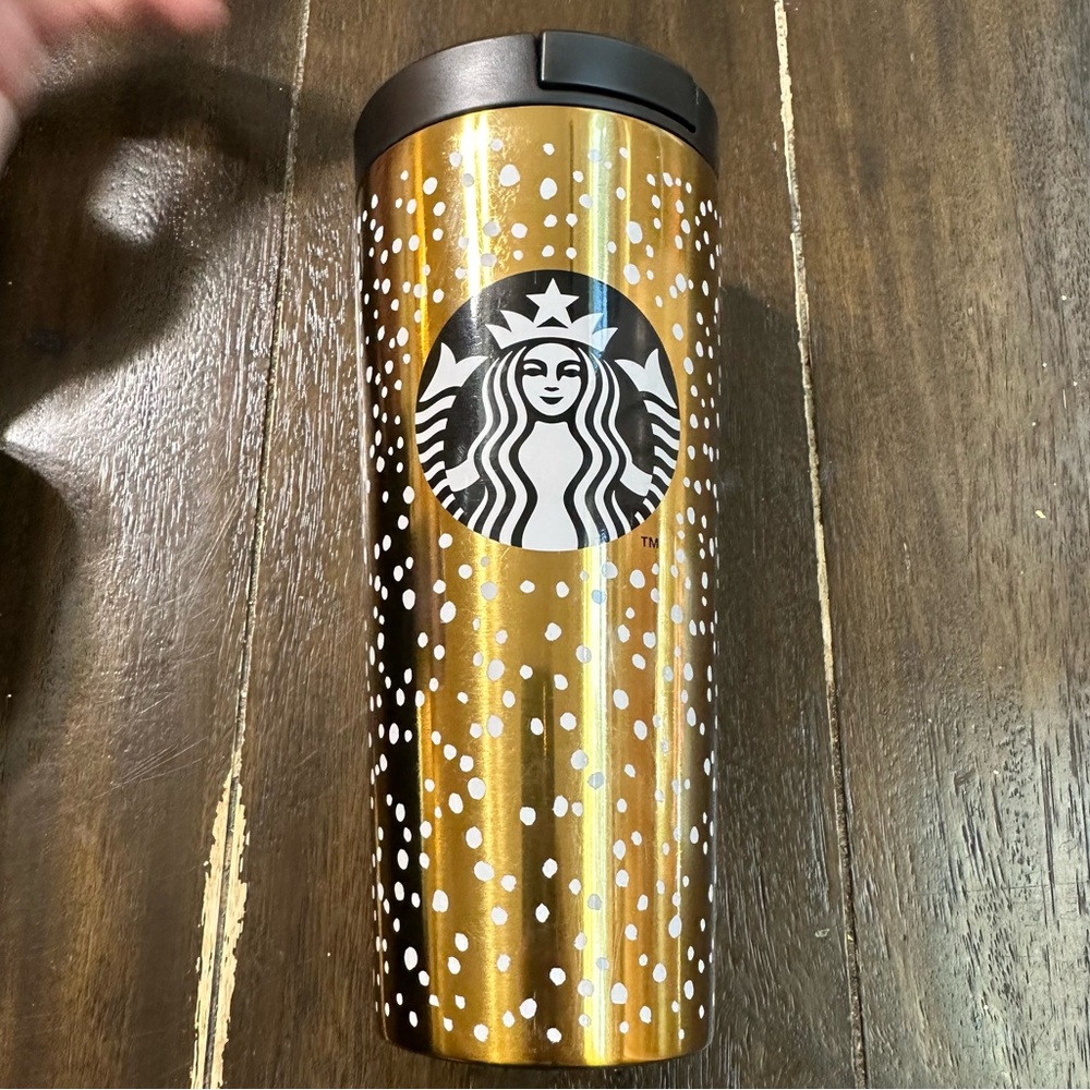 ⭐️ 2016 Starbucks 16 Oz Gold Snowflake Travel Mug
